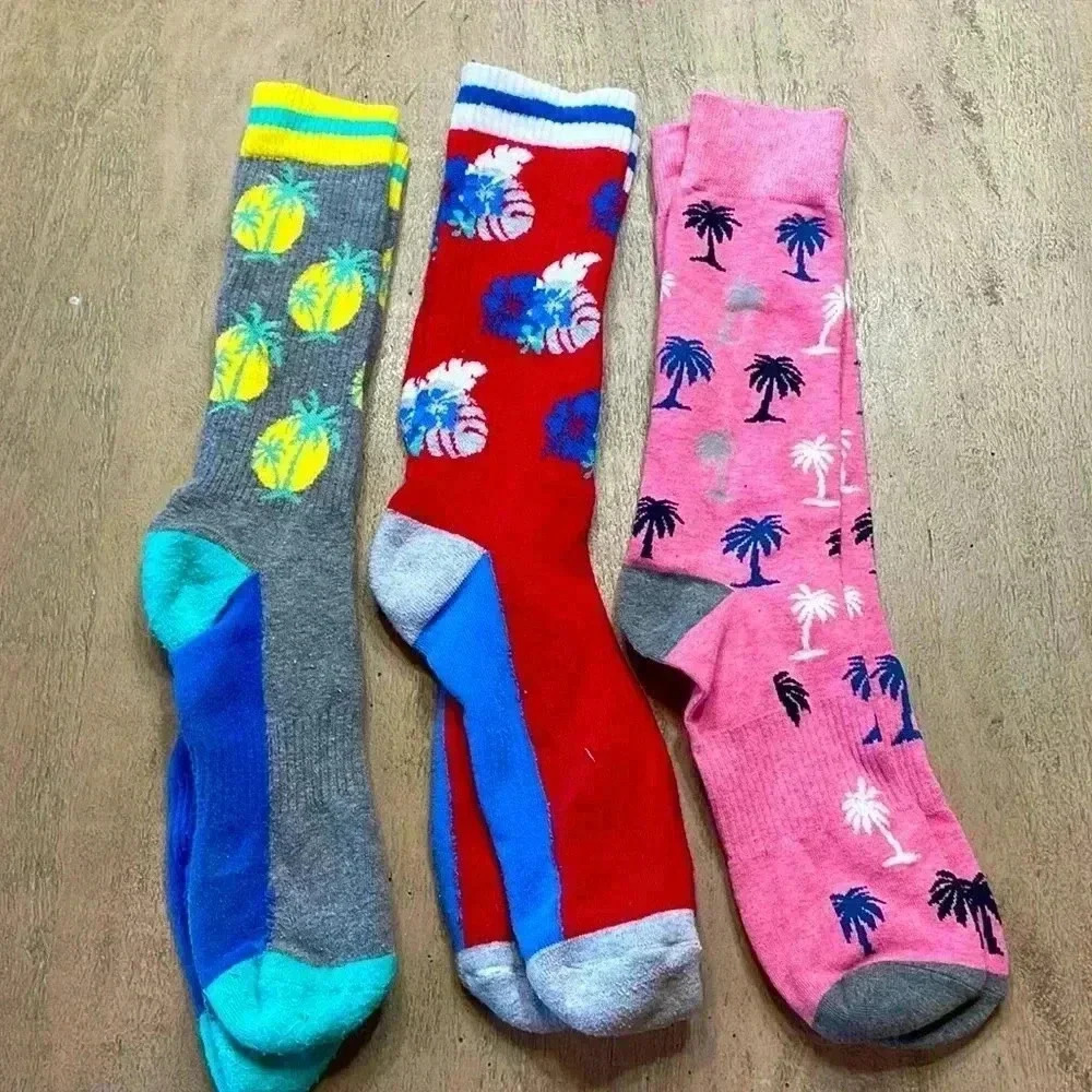EUC mens socks (3 pair), colorful and fun patterns!